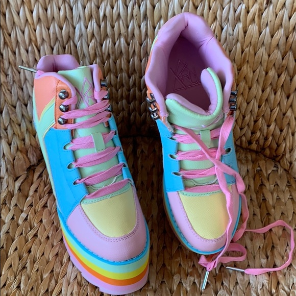💕NIB YRU Qozmo Pastel Platform Sneakers💕 - Picture 5 of 7